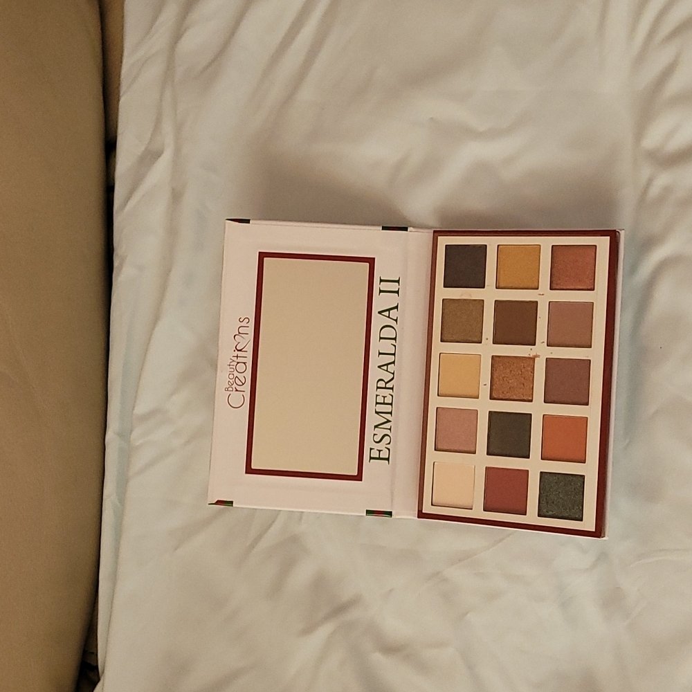 Emeralds II eye shadow palette
